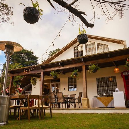 La Cabana Entre Bosques Santiago Sacatepequez ภายนอก รูปภาพ